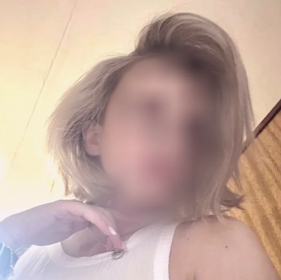 Anne, 28