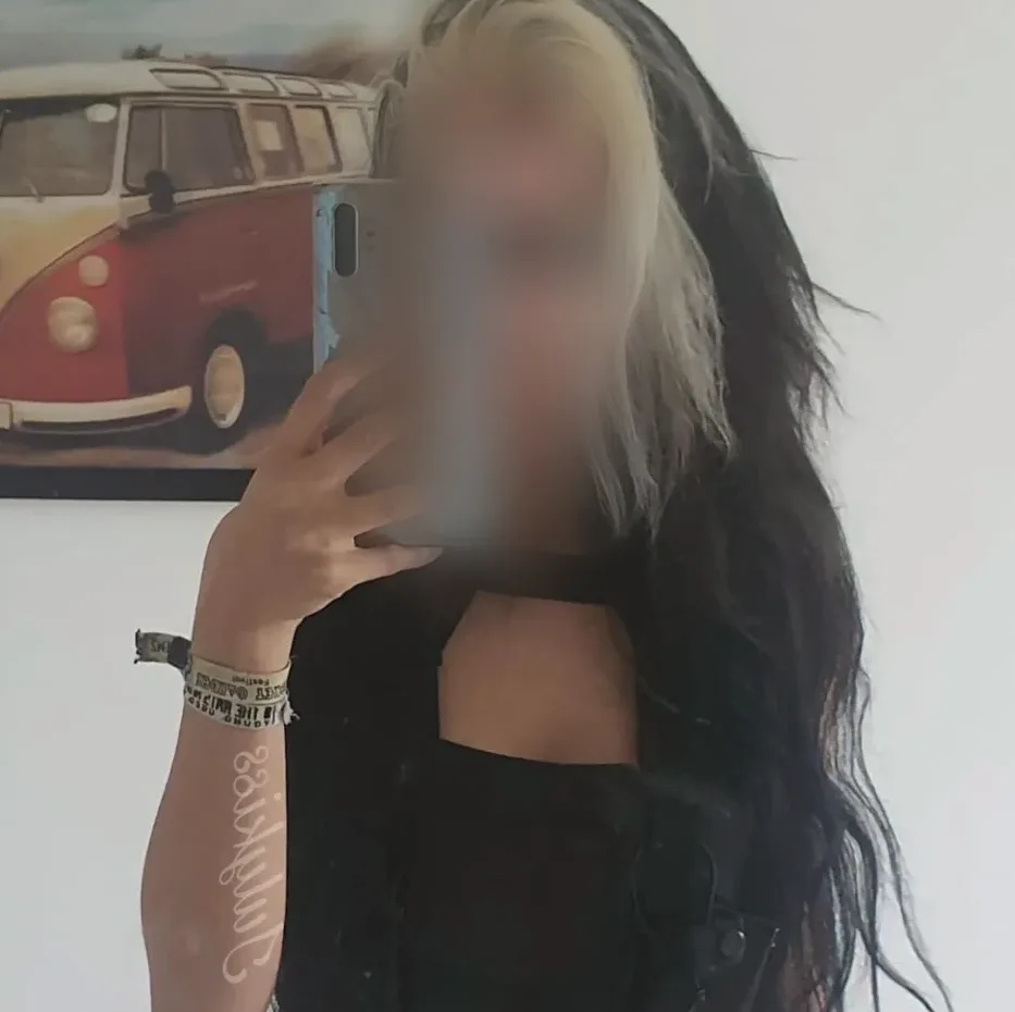 Christina, 26