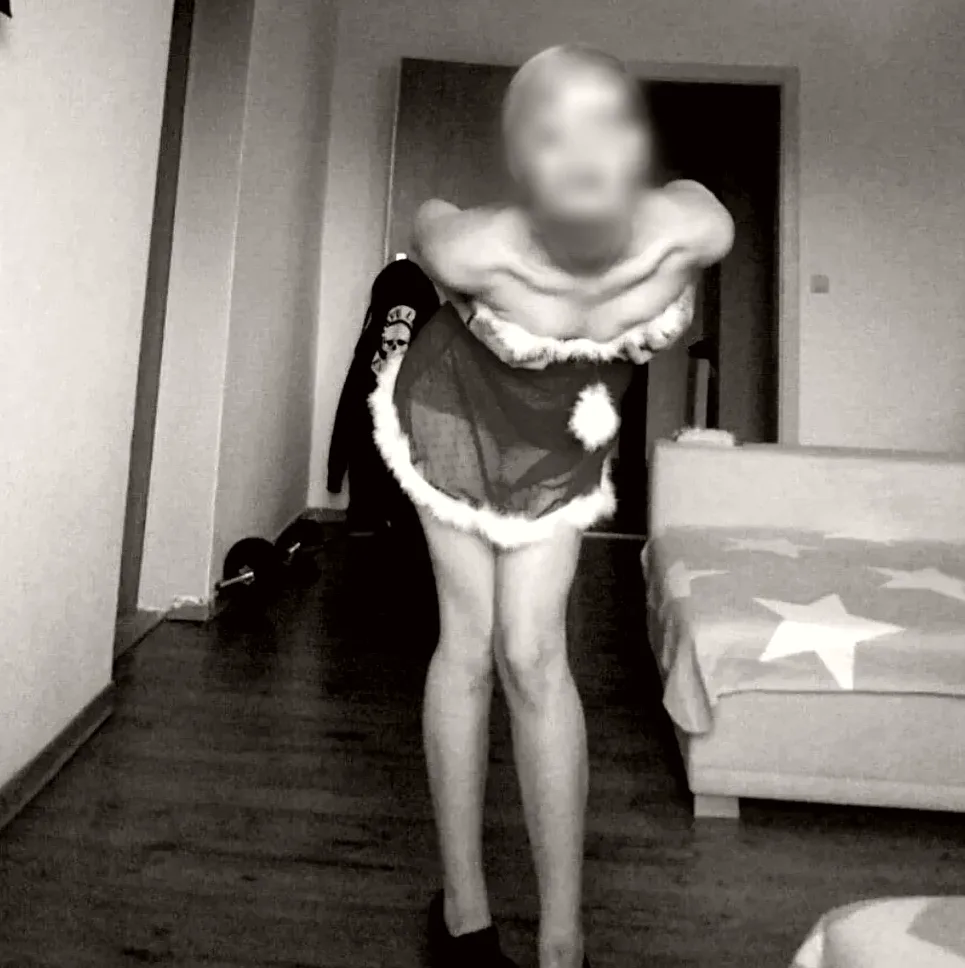 Fatima, 29